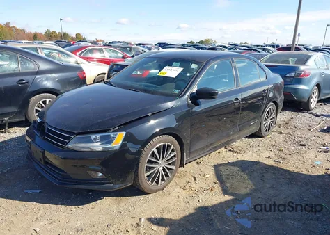 2016 Volkswagen Jetta 1.8T Sport из США, поврежденный, VIN 3VWD17AJ0GM419582